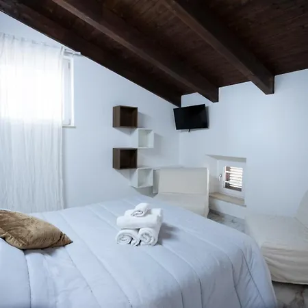 L'amerigo 시비타노바 마르셰